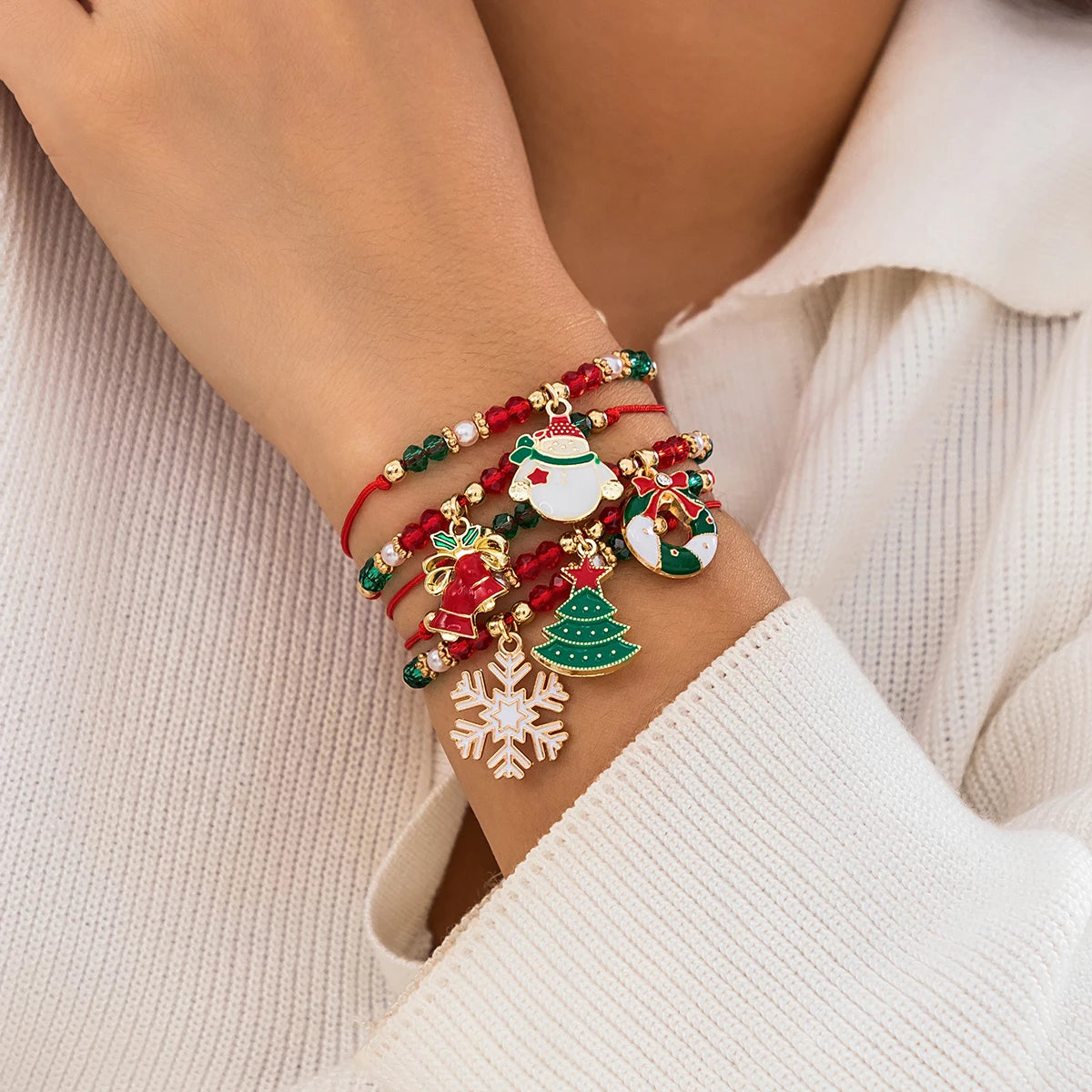 Cute Christmas Chain Snowflake Tree Crystal Bracelet for Women Made of CCB Beads and Adjustable Strands