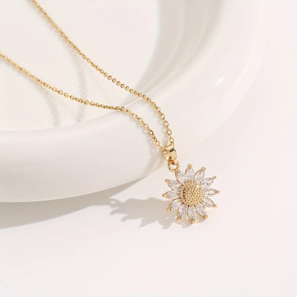 "Elegant Sunflower Necklace - A Symbol of Love and Loyalty"